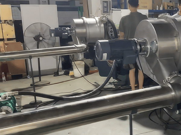 UET Machine Twin Screw Extruder Factory