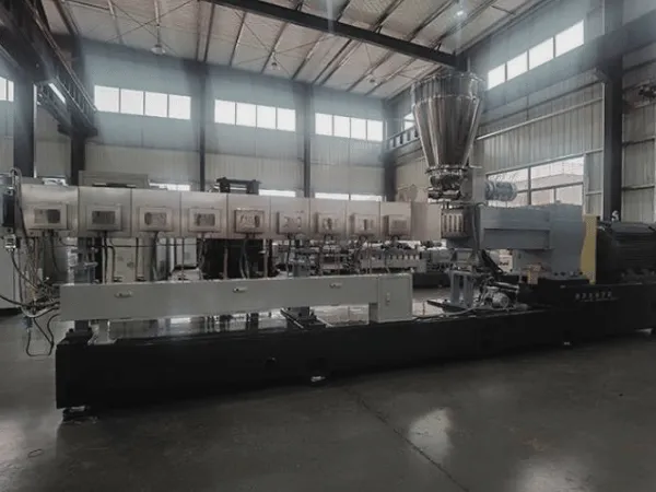 UET Machine Twin Screw Extruder Factory