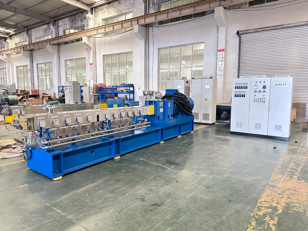 UET Machine Twin Screw Extruder Factory