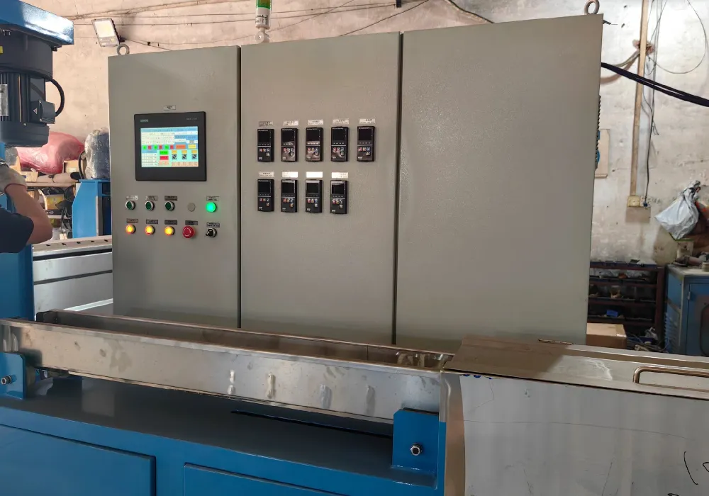 UET Machine Twin Screw Extruder Factory