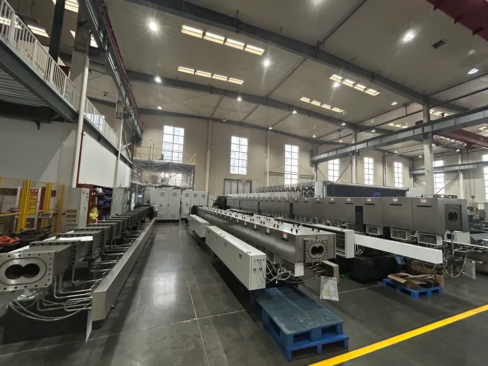 UET Machine Twin Screw Extruder Factory