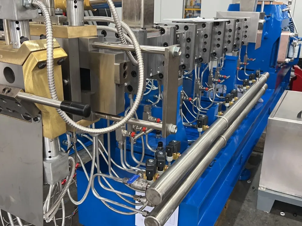 UET Machine Twin Screw Extruder Factory