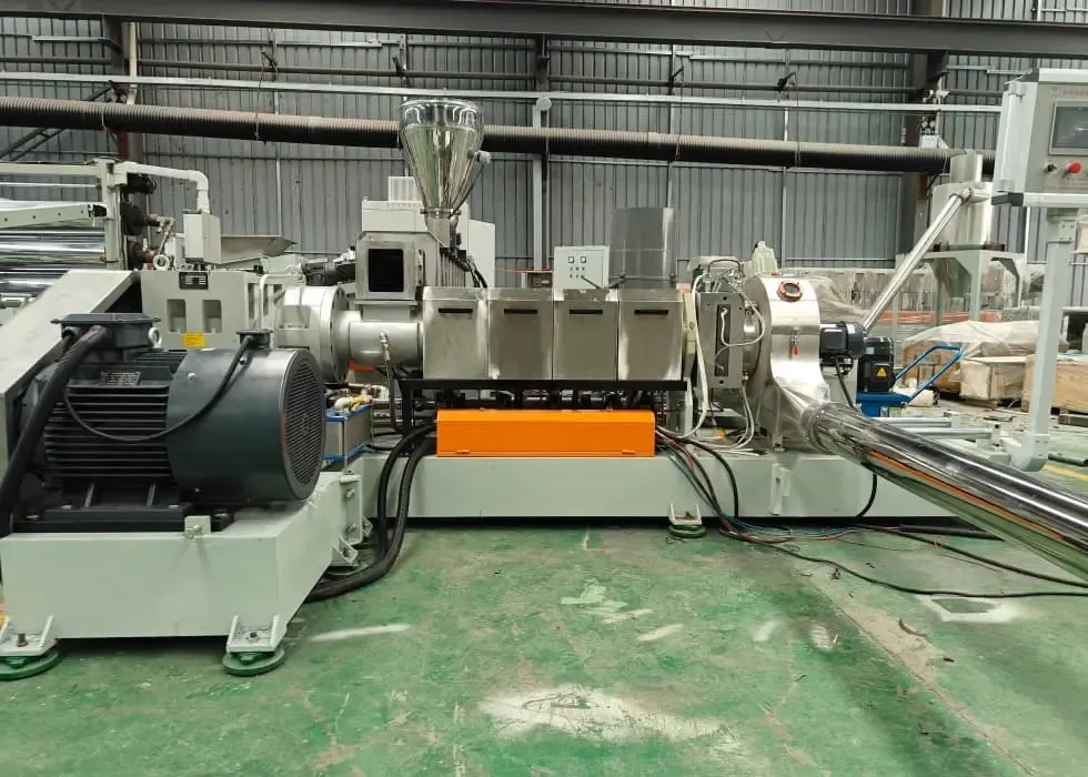 UET Machine Twin Screw Extruder Factory
