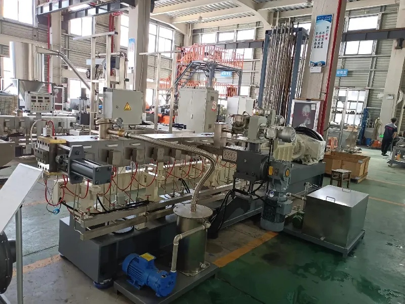 UET Machine Twin Screw Extruder Factory