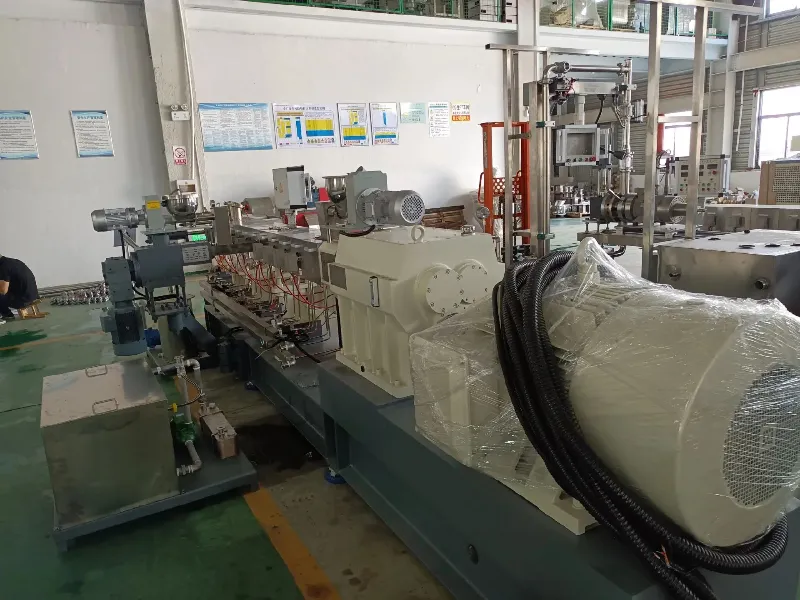 UET Machine Twin Screw Extruder Factory