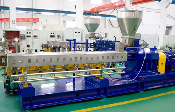 UET Machine Twin Screw Extruder Factory