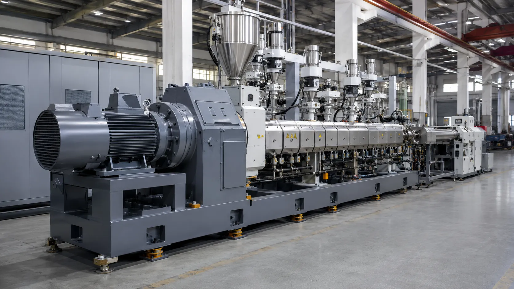 UET-B standard twin screw extruder with long barrel configuration for high output compounding of color masterbatch and filler compounds, output 80-1,500 kg/h at UET Machine China