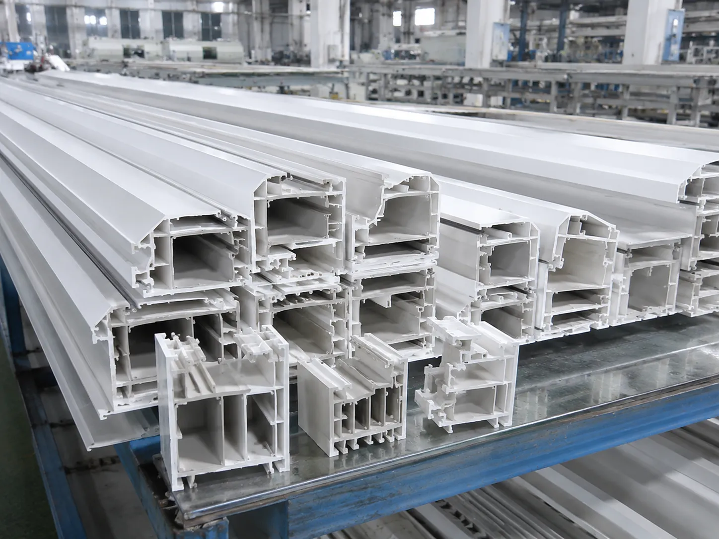 UPVC window and door profile with multi-chamber structure and smooth white finish, ±0.02mm tolerance